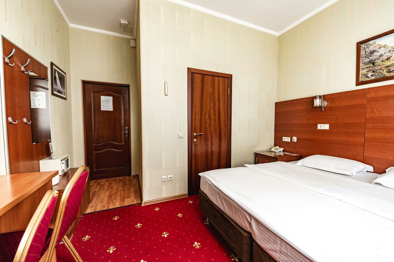 Гостиница Лазурный берег Иркутск-206