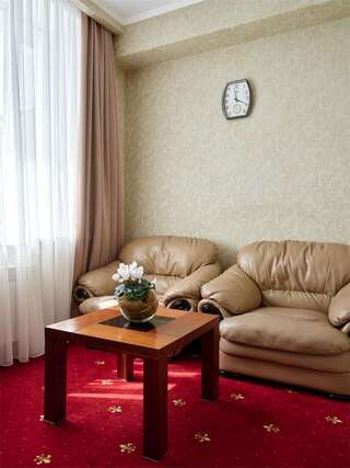 Гостиница Лазурный берег Иркутск Улучшенный двухместный номер с 1 кроватью -4